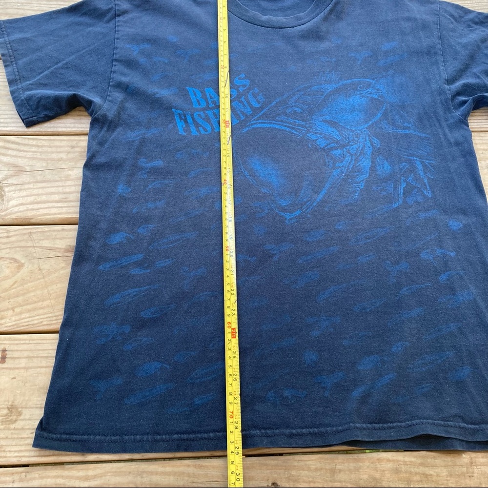 Vintage 2000 Big Bass Fishing Mega Print National Heritage Shirt - Picture 6 of 6